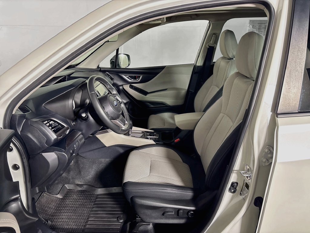 Certified 2023 Subaru Forester Premium AWD/4WD image 12