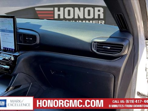 Used 2023 Ford Explorer ST w/ Equipment Group 401A AWD/4WD image 27