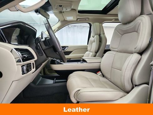 Used 2019 Lincoln Navigator Reserve w/ Cargo Package AWD/4WD image 11