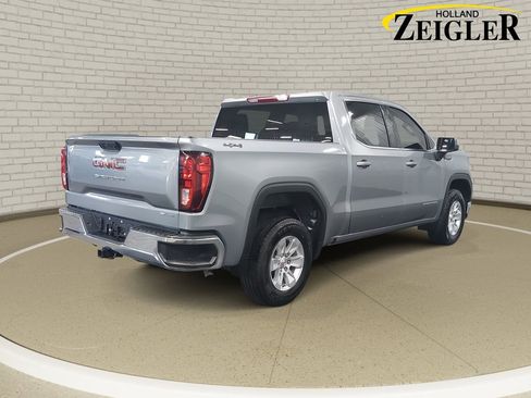 Used 2024 GMC Sierra 1500 SLE image 5
