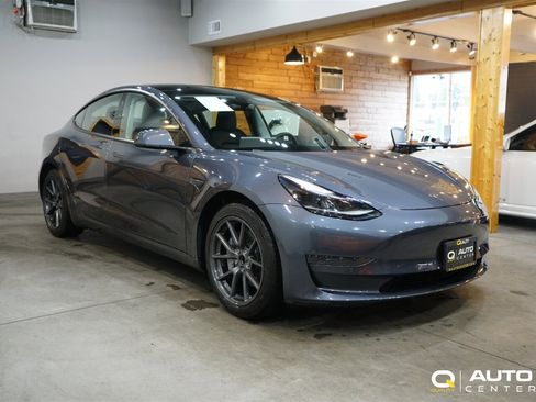 Used 2021 Tesla Model 3 Standard Range Plus image 3