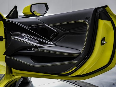 Used 2024 Chevrolet Corvette Z06 w/ Stealth Interior Trim Package image 98