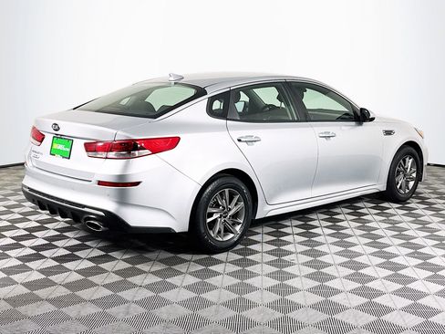 Used 2019 Kia Optima LX image 10