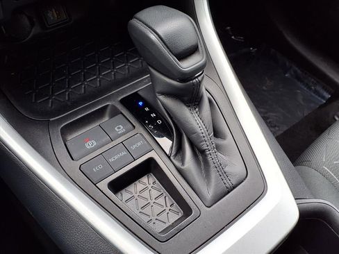 Used 2023 Toyota RAV4 XLE image 20