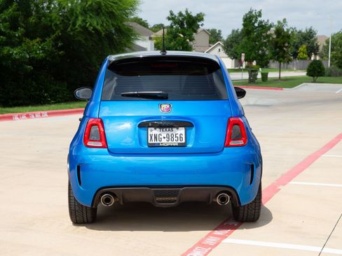 Used 2018 FIAT 500 Abarth FWD image 11