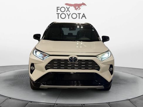 Used 2019 Toyota RAV4 XSE image 9