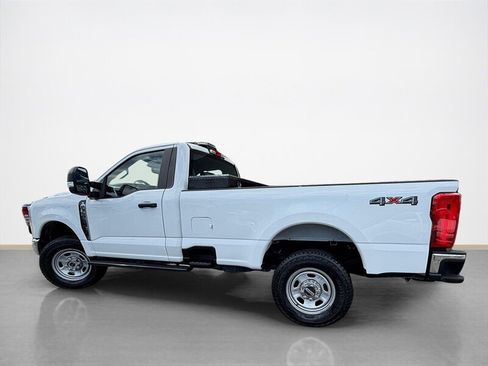 Used 2023 Ford F350 XL w/ XL Driver Assist Package AWD/4WD image 7