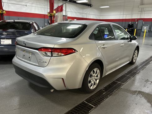 Used 2023 Toyota Corolla LE FWD image 10