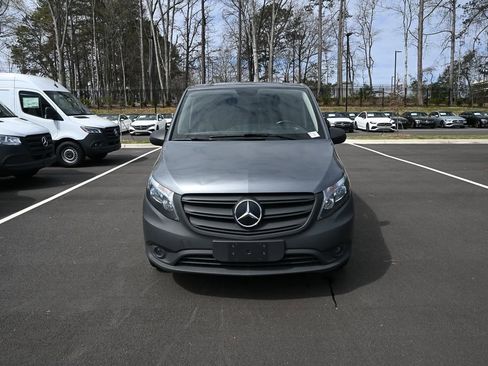 Used 2023 Mercedes-Benz Metris image 29