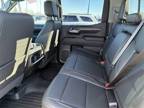 Used 2022 GMC Sierra 1500 SLT w/ SLT Convenience Package image 14