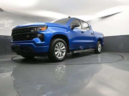 Used 2024 Chevrolet Silverado 1500 Custom image 26