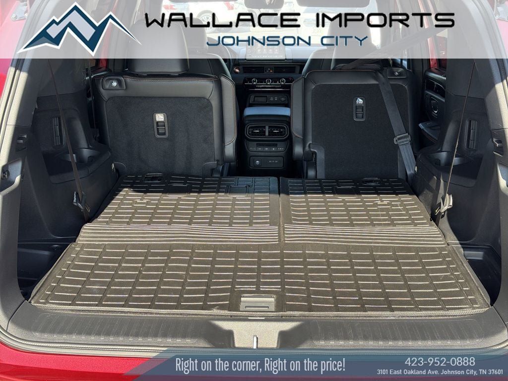 Used 2025 Honda Pilot TrailSport image 42