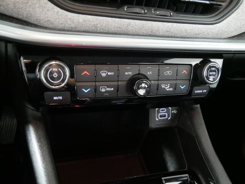 Used 2022 Jeep Compass Latitude w/ Convenience Group image 23