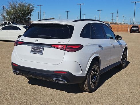 Certified 2026 Mercedes-Benz GLC 300 4MATIC image 7