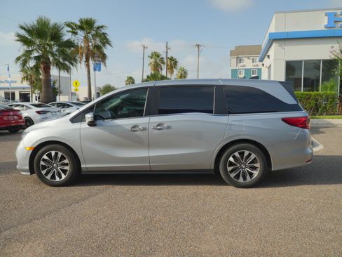 Used 2024 Honda Odyssey EX-L image 8
