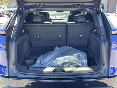 New 2026 Cadillac Lyriq Sport image 10