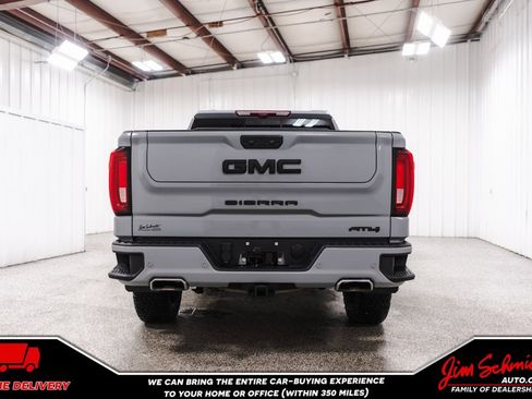Used 2024 GMC Sierra 1500 AT4 w/ Technology Package image 5