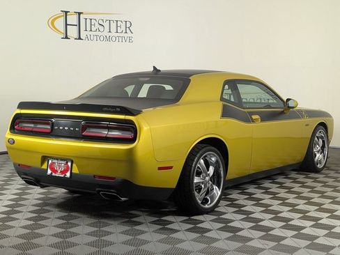 Used 2021 Dodge Challenger R/T Scat Pack w/ T/A Package RWD image 7
