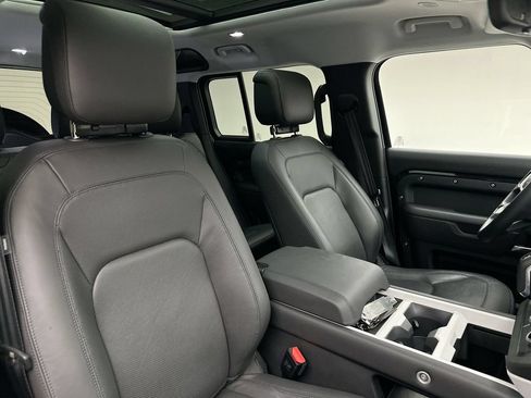 Certified 2025 Land Rover Defender 110 S AWD/4WD image 18