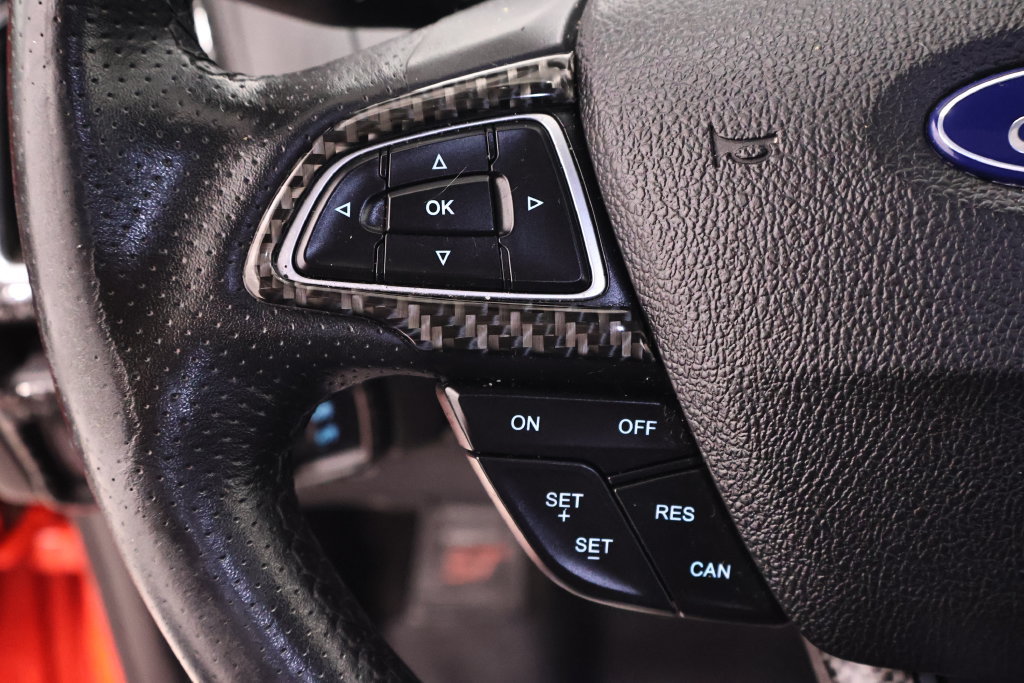 Used 2015 Ford Focus ST w/ Equipment Group 401A FWD image 19