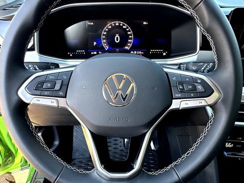 New 2025 Volkswagen Taos SE image 12