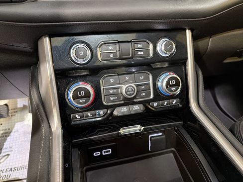 Used 2024 GMC Yukon Denali w/ Max Trailering Package image 20