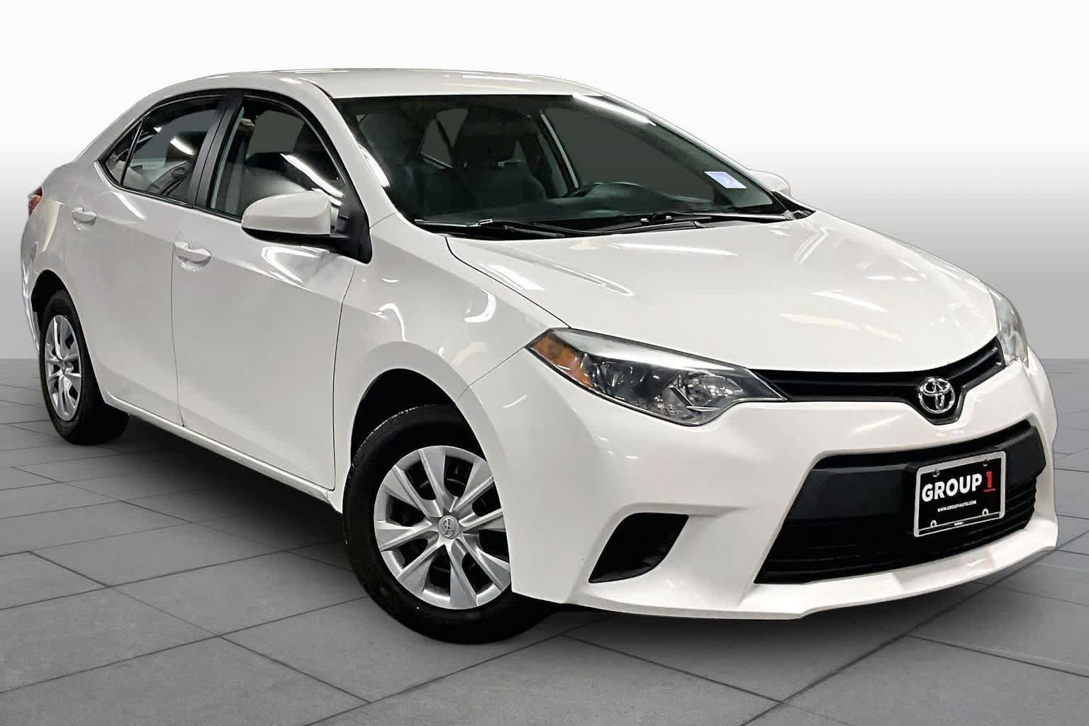 Used 2016 Toyota Corolla L FWD image 3