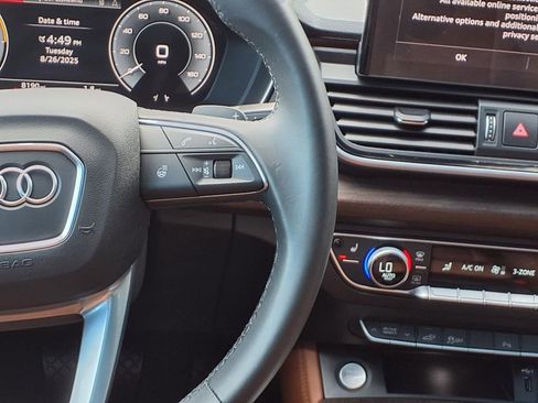 Used 2025 Audi Q5 e Premium Plus w/ Premium Plus Package image 30