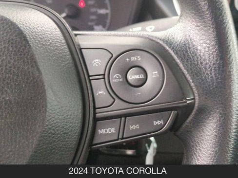 Used 2024 Toyota Corolla LE FWD image 18