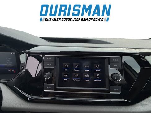 Used 2023 Volkswagen Taos S image 20