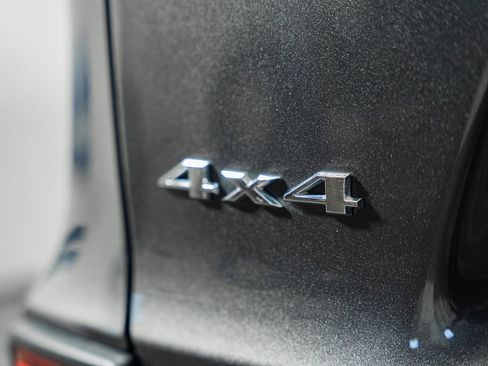 Used 2021 Jeep Cherokee Latitude Lux w/ Sun & Sound Group image 10