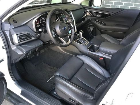 Certified 2023 Subaru Outback Limited image 5