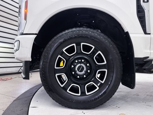 Used 2024 Ford F350 Platinum AWD/4WD image 17