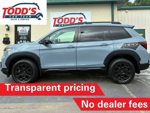 Used 2023 Honda Passport TrailSport image 3