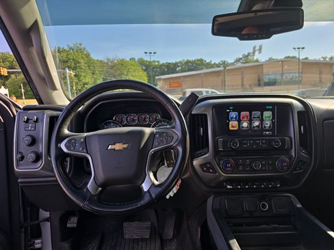 Used 2019 Chevrolet Silverado 2500 LTZ w/ Vortec Plus Package AWD/4WD image 13