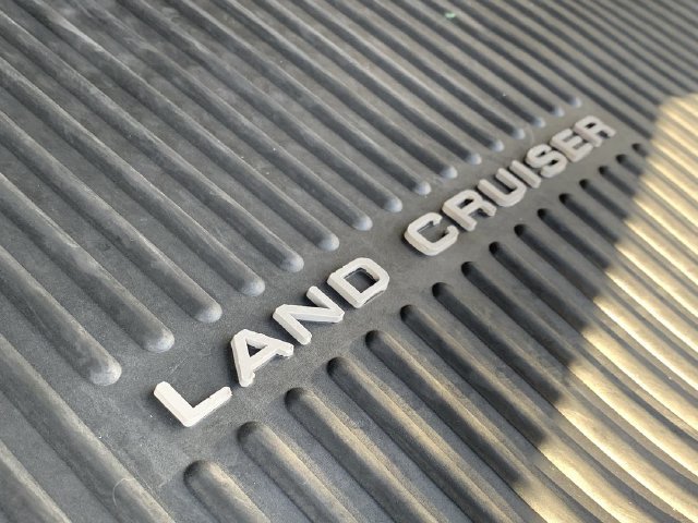 Used 2016 Toyota Land Cruiser AWD/4WD image 40