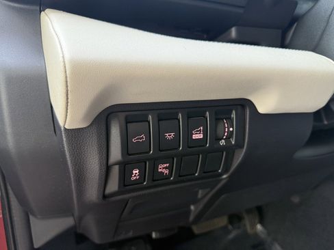 Used 2020 Subaru Ascent Limited w/ Popular Package #2A image 9