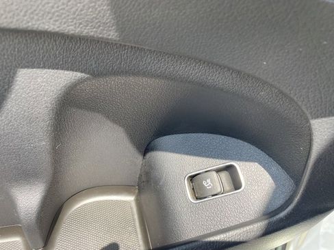 Certified 2024 Mercedes-Benz GLS 450 4MATIC image 28