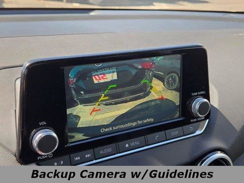 Used 2025 Nissan Sentra S image 9