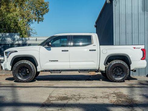 Used 2022 Toyota Tundra SR5 image 3