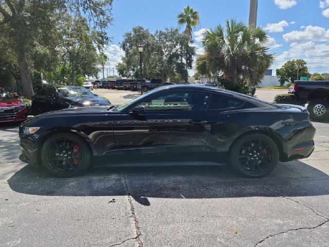 Used 2017 Ford Mustang GT w/ Black Accent Package RWD image 8