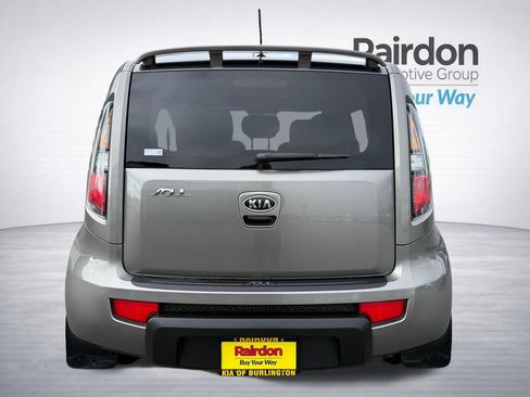 Used 2011 Kia Soul + w/ Audio Pkg FWD image 6