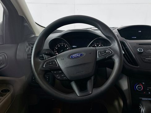 Used 2018 Ford Escape SE image 17