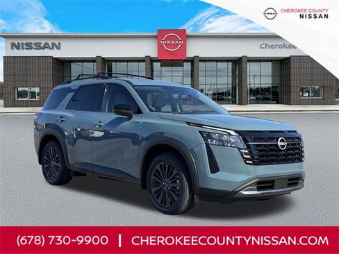 New 2026 Nissan Pathfinder SL image 1