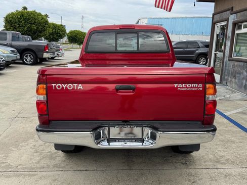 Used 2004 Toyota Tacoma PreRunner image 10