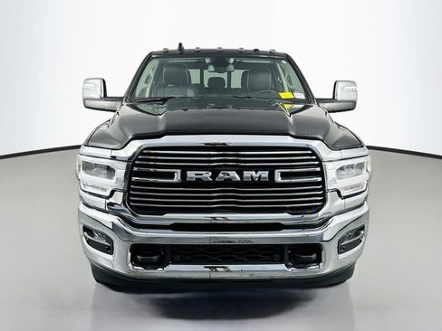 Used 2023 RAM 3500 Laramie AWD/4WD image 2
