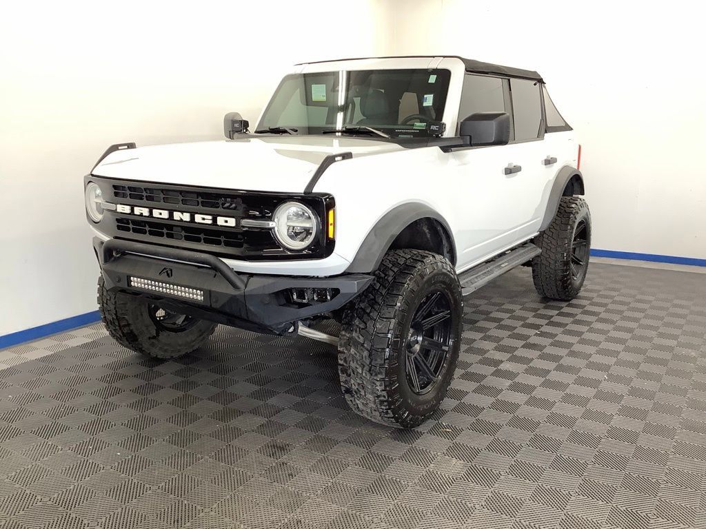 Used 2022 Ford Bronco 4-Door AWD/4WD image 1