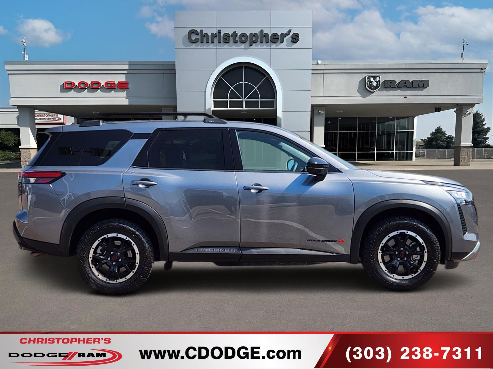 Used 2026 Nissan Pathfinder Rock Creek AWD/4WD image 2