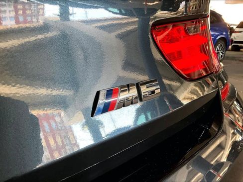 Used 2017 BMW M6 Convertible image 9