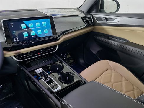 New 2026 Volkswagen Atlas Cross Sport SE image 22